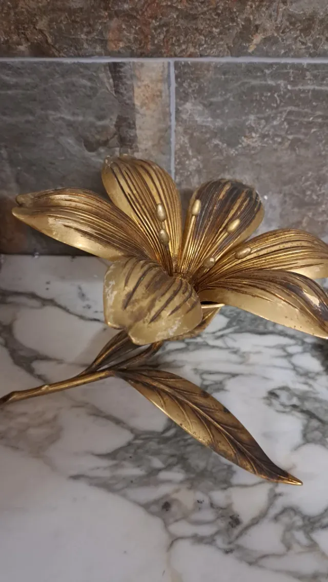 Cenicero Flor Dorado