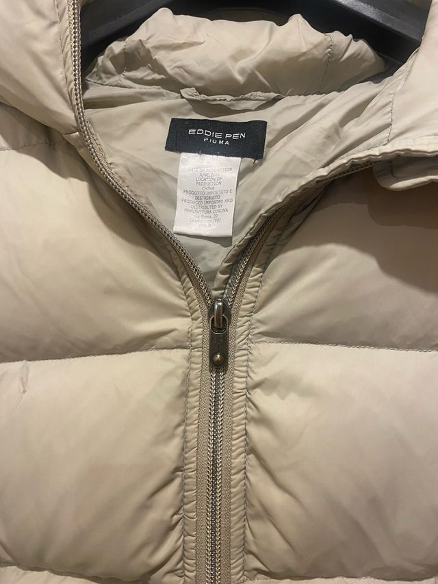 Abrigo plumas marca Edi Pen
