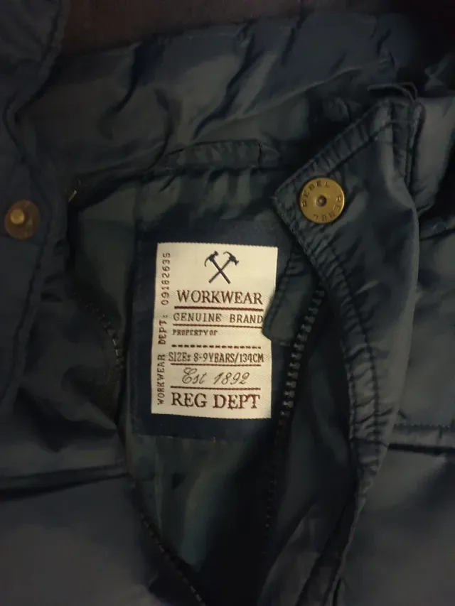 Chaqueta acolchada con capucha