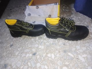 Botas de seguridad Best Work negras y amarillas