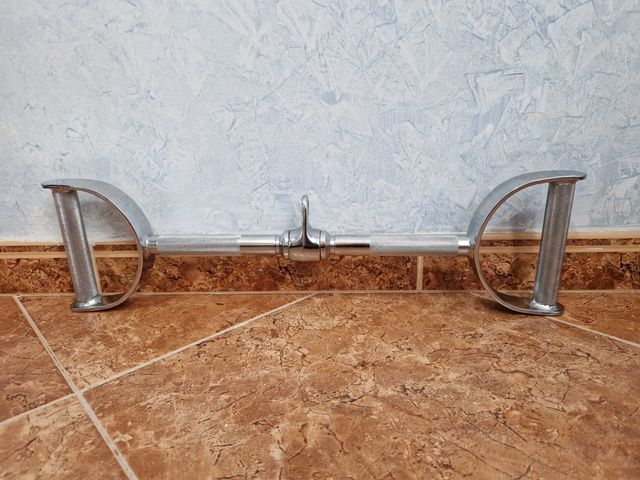 Agarres barras jalón de polea