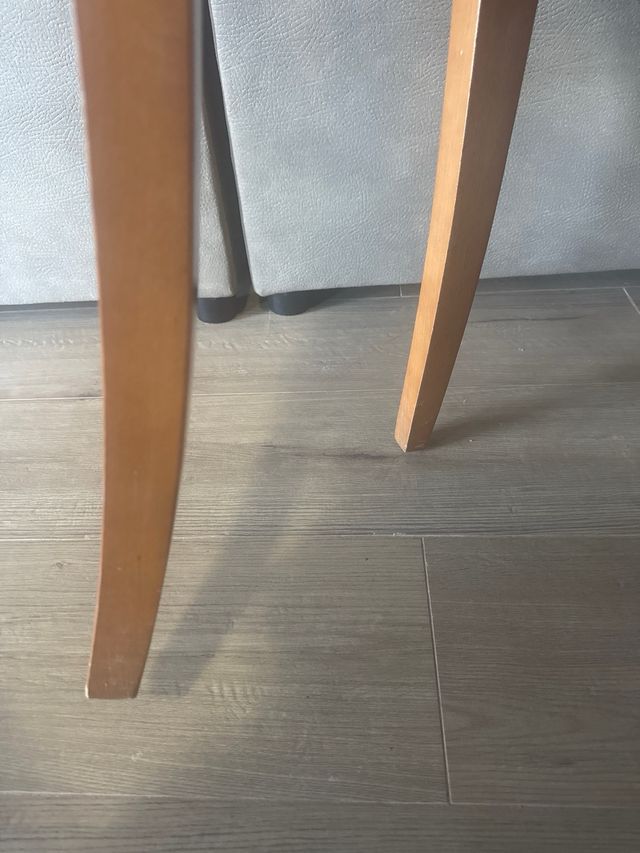 Mesa de comedor extensible con 6 sillas de madera
