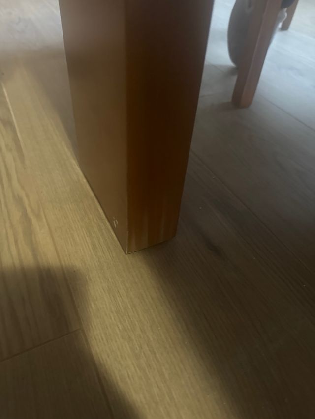 Mesa de comedor extensible con 6 sillas de madera