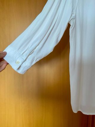 Blusa blanca Bershka