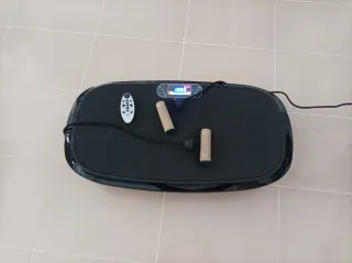 A Estrenar Plataforma Vibratoria FITFIU PV-200 Neg