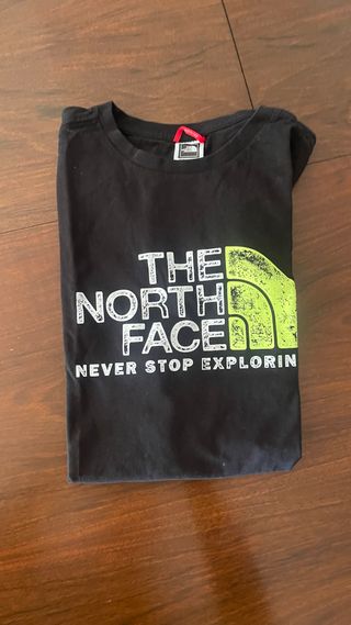 Camiseta The North Face Negra