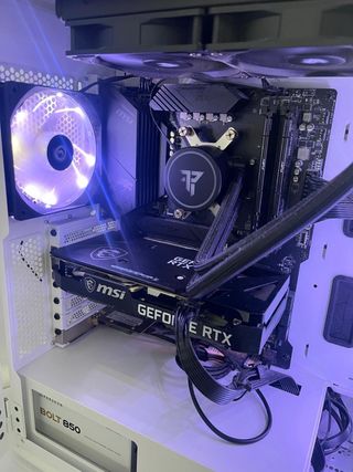 PC Gaming MSI + Teclado, Cascos y Monitor /No uso