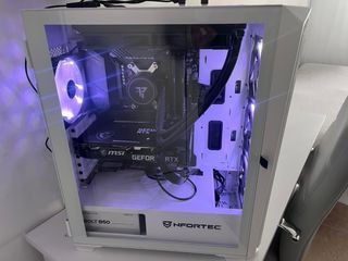 PC Gaming MSI + Teclado, Cascos y Monitor /No uso