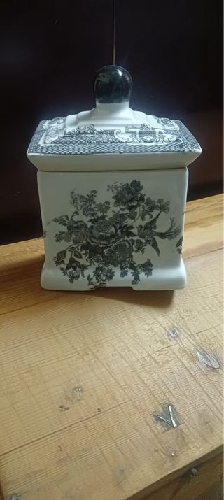 Jarrón Caja Porcelana Motivos Chinos