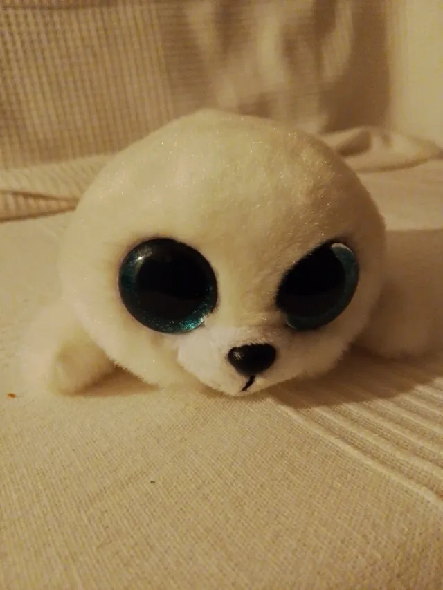 Peluche Foca Blanco Ojos Grandes