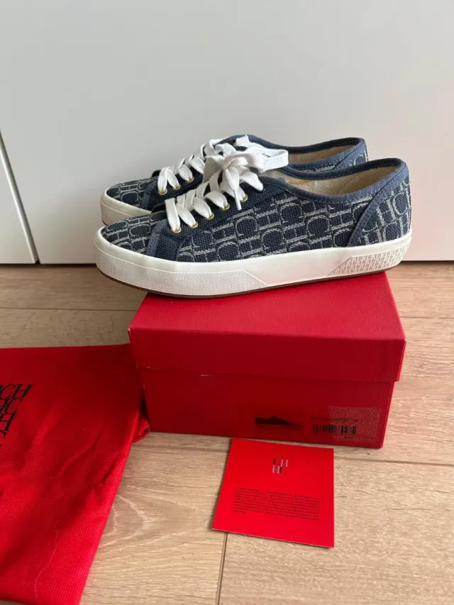 Zapatillas CH vaqueras monograma