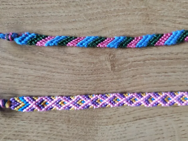 Lote de 2 pulseras de hilos