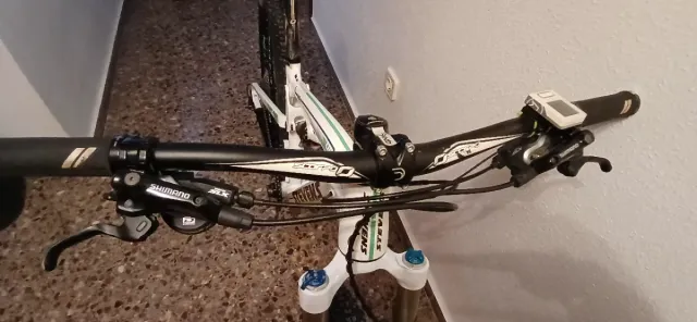 Bicicleta de Montaña Stevens Blanca