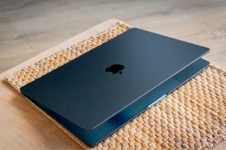 MacBook Air 13”M2 Azul Medianoche. Perfecto estado
