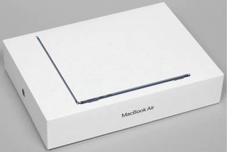 MacBook Air 13”M2 Azul Medianoche. Perfecto estado