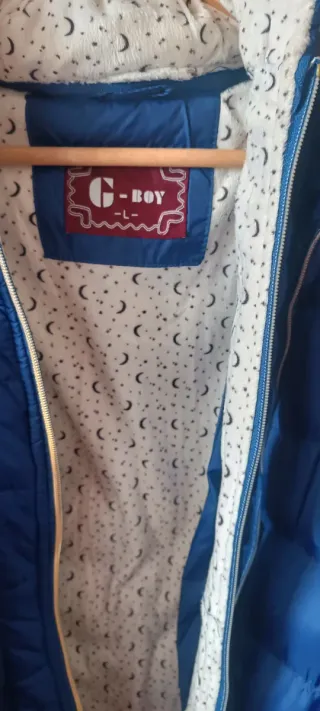 Abrigo acolchado azul para chica