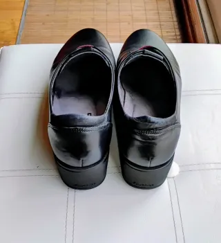 Zapatos negros mujer. Fluchos