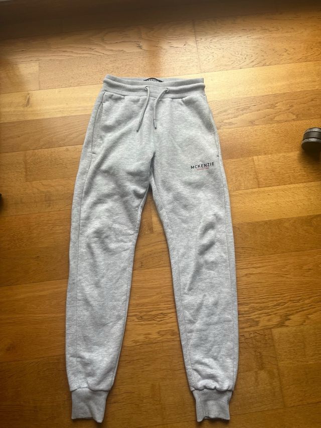 Pantalón chándal gris McKenzie Talla XS