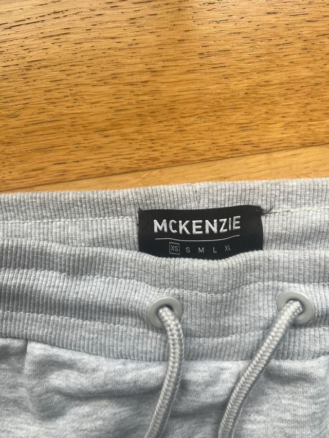 Pantalón chándal gris McKenzie Talla XS