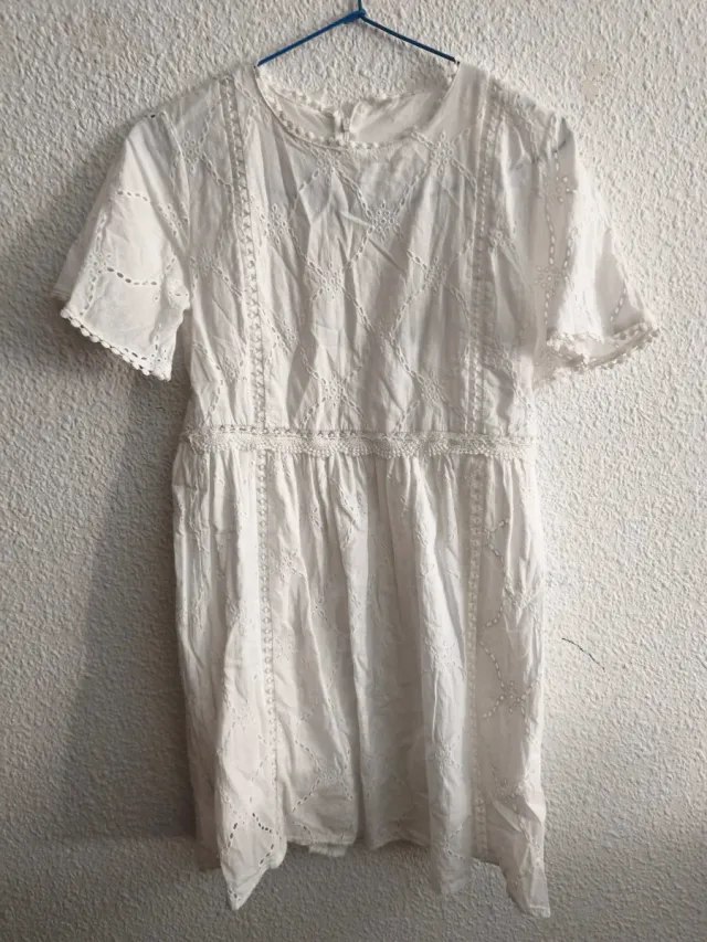 Vestido blanco bordado