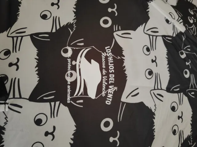 Ombrellone pieghevole solidale gattini