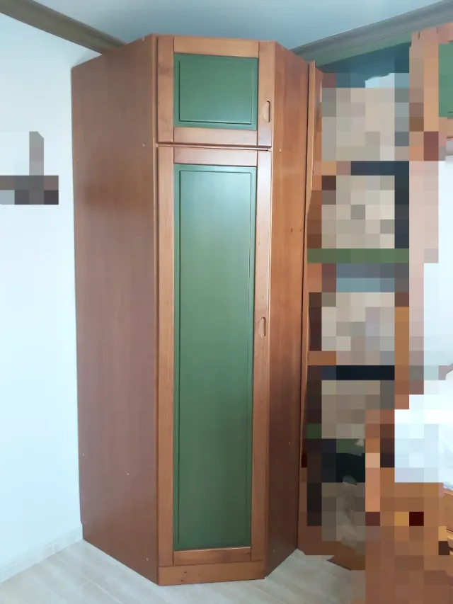 Armario rinconero madera