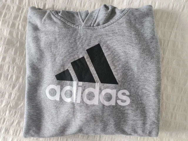 Sudadera Adidas Gris con Logo