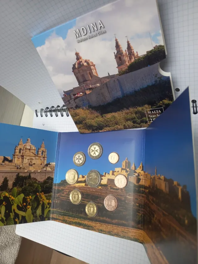 Euroset Malta 2025 - 8 monedas + 2€ Mdina