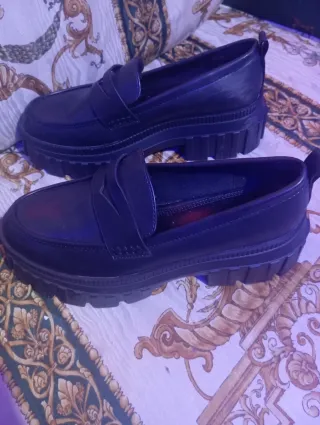 Zapatos negros plataforma talla 38