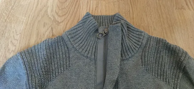 Jersey niño cuello alto cremallera gris