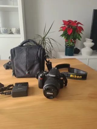 Cámara Nikon Negra D60 + Bolso y Cargador