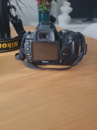 Cámara Nikon Negra D60 + Bolso y Cargador