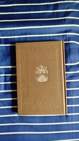 4 libros de Mitos del Rey Arturo.