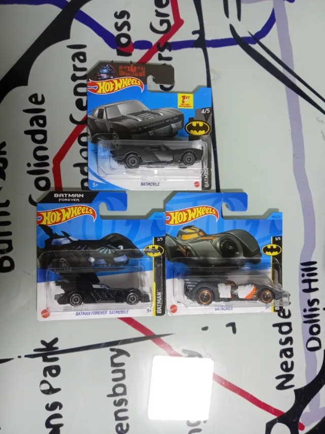 Lote 3 Hot Wheels Batman Batmobile
