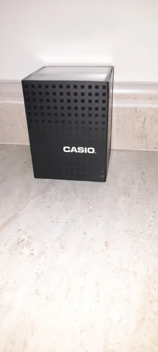 Reloj Casio Digital Negro y Rojo