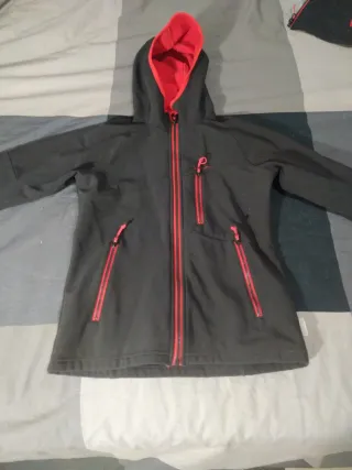 Chaqueta Neopreno Polar Negra y Roja