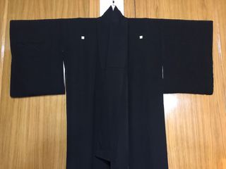 Kimono vintage nero con gru