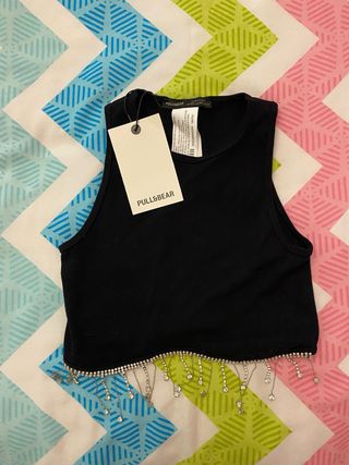 Top Pull&Bear con abalorios plateados