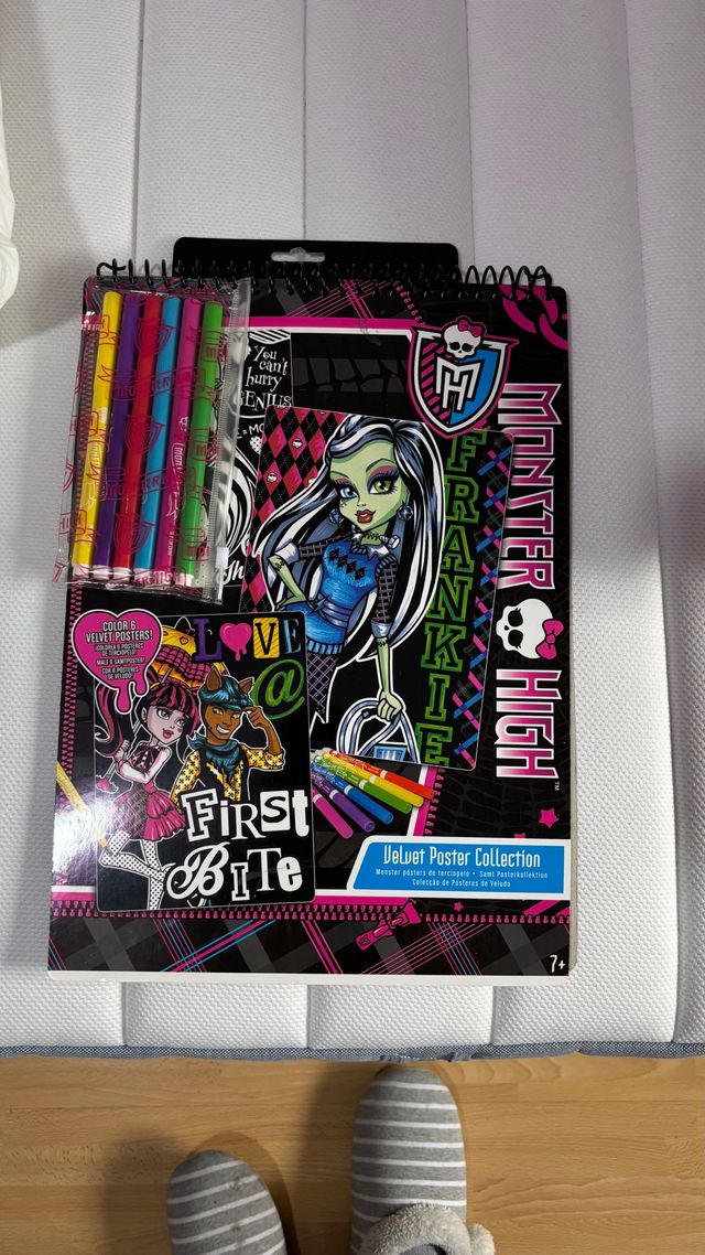 Velvet Póster Collection Monster High