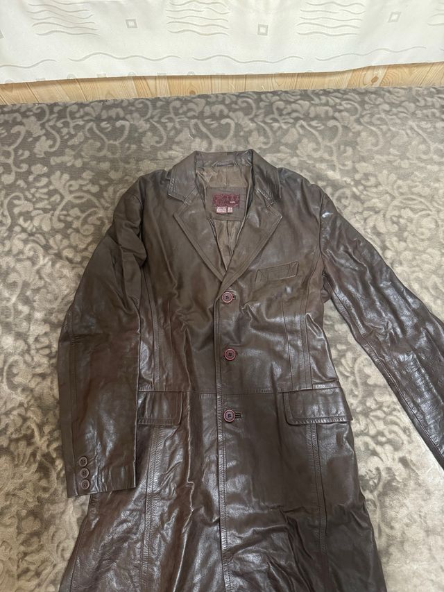 Chaqueta tres cuartos Zara piel marrón Talla M