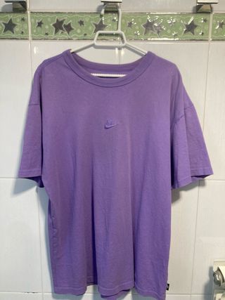 Camiseta Nike Morada Talla M