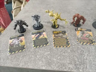Zombicide Abomini Personalizzati carte in spagnolo