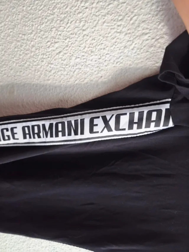 Vestido negro con detalles laterales armani