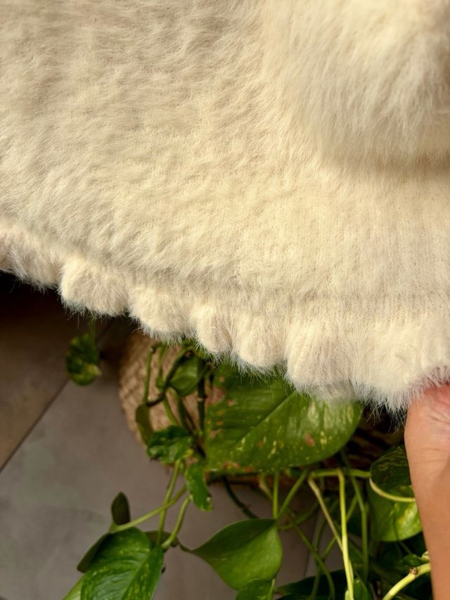 Jersey beige de pelo con perlas -L-