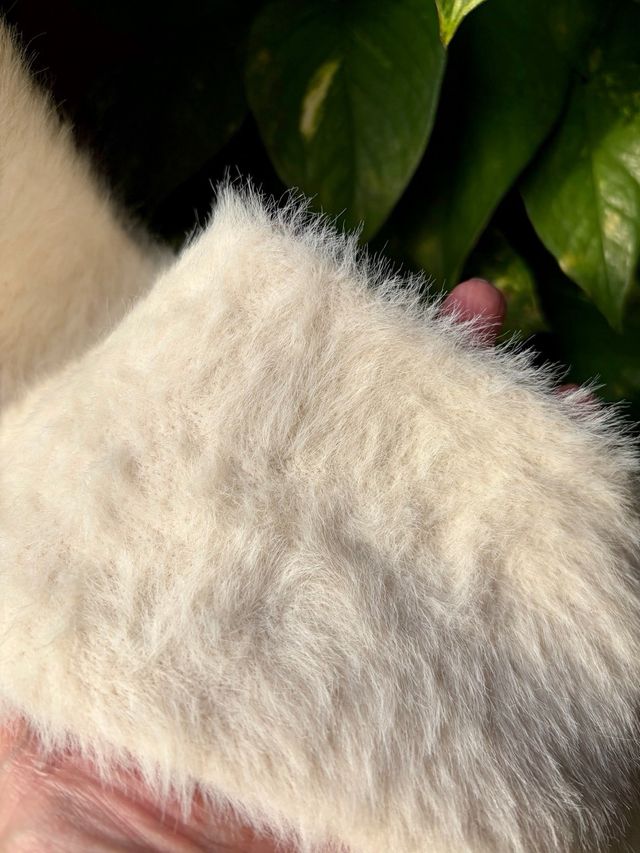 Jersey beige de pelo con perlas -L-