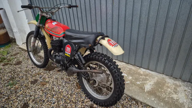 Montesa Cappra 250 VA