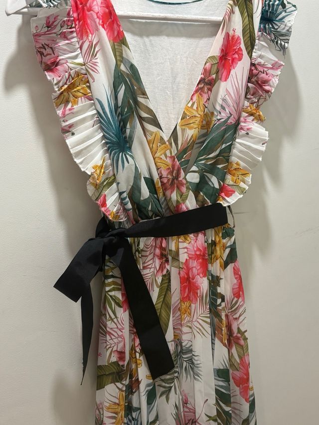 Vestido estampado flores tropicales