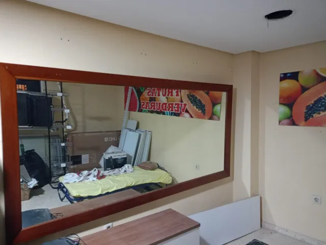 Espejo grande de madera natural. Medidas 120x250cm