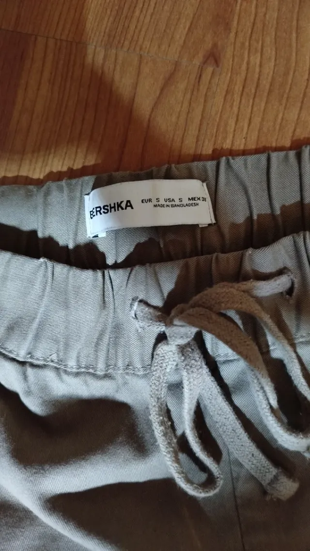Pantaloncino lungo Bershka