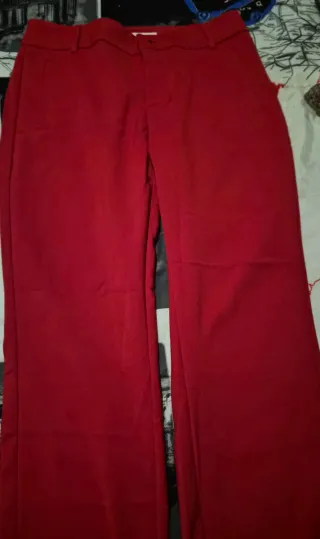 Pantalón de vestir rojo